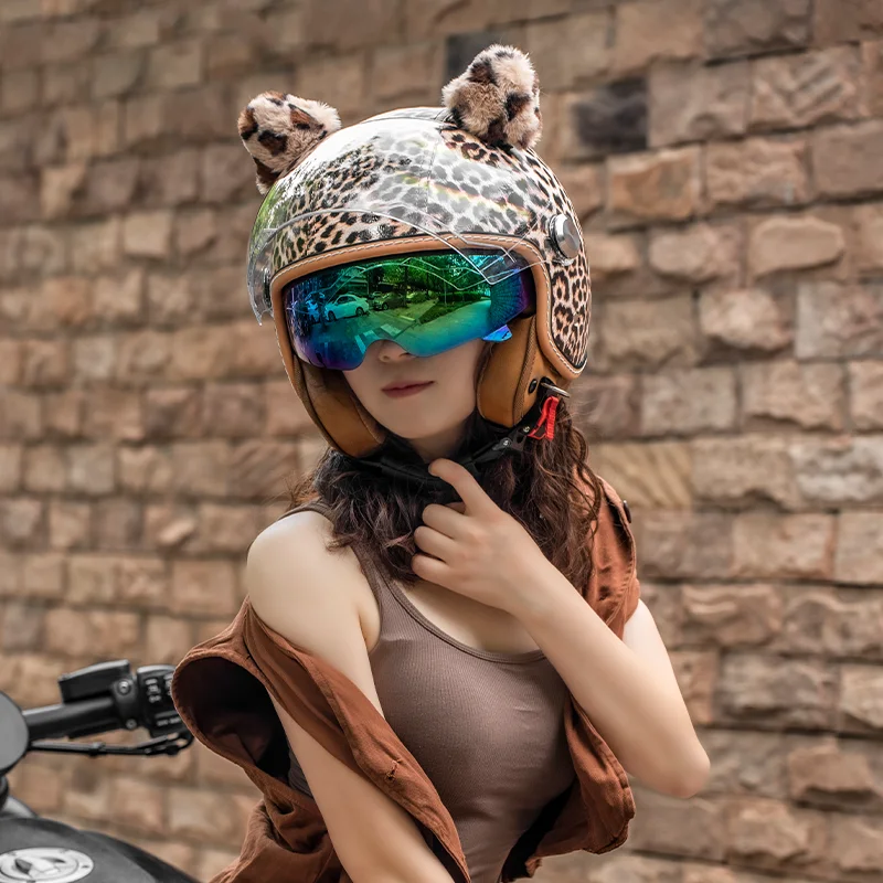 Yellow Leopard Print Three-Quarters Open Face Motorcycle Helmet with Mold-Resistant Interior for Man and Woman In Autumn Winter