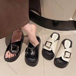 Slippers Women Summer Outside Wear New Flat Thick Bottom Leisure Beach Slipper Shoes for Women Fashion Buckle Sandals Slides