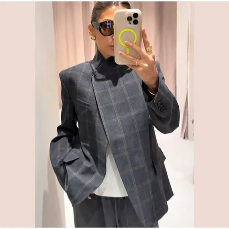 Women Irregular Plaid Blazer Jacket Fashion Stand Collar Full Sleeve Split Loose Short Coat 2025 Female Daily Commute Outerwear