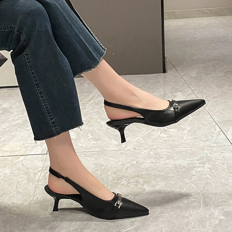 New Luxury Sandals Women Designers Summer High Heel Sandals Buckle Punk Style Stiletto Pointed Toe Sexy Fashion Women's Shoes