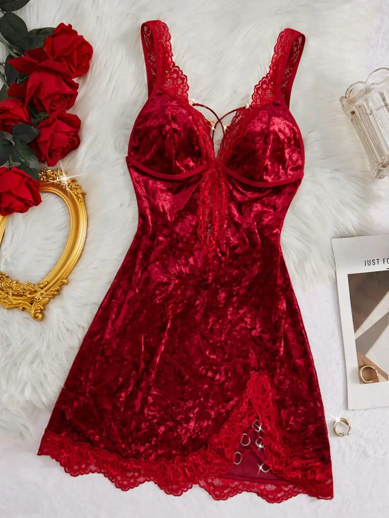 

Red Velvet Lace Trim Nightgown with Deep V Backless Design, Sexy Sleep Dress for Christmas & Fall Winter