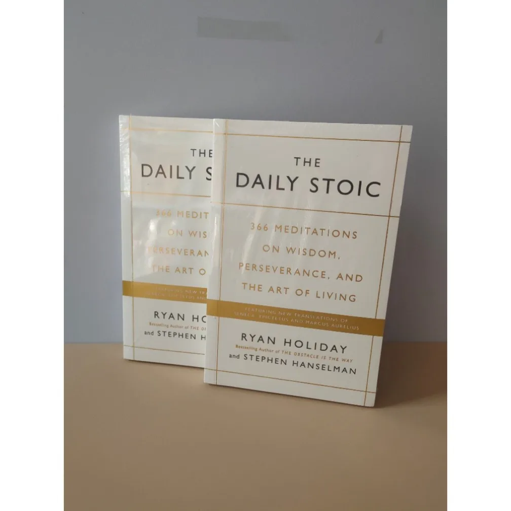 The Daily Stoic بقلم Ryan Holiday 366 Meditations on Wisdom Perseverance and the Art of Living Book Libros #2