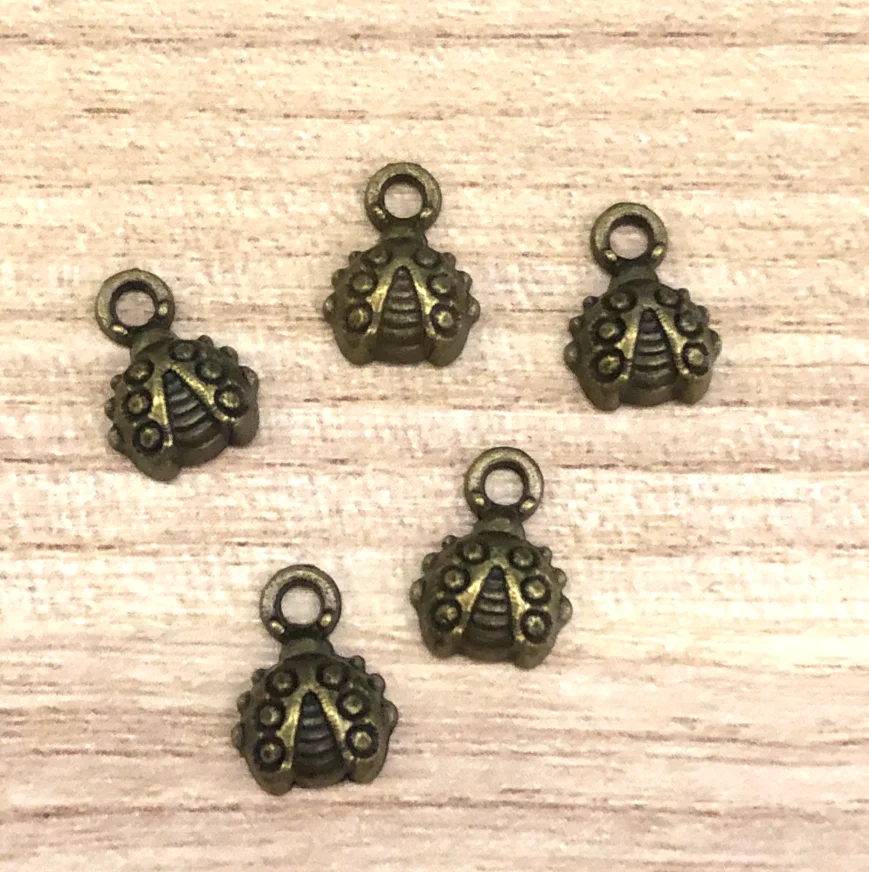 35pcs  11*8mm   Alloy metal cute beetle pendants for DIY making    HW2858 handmade accessories