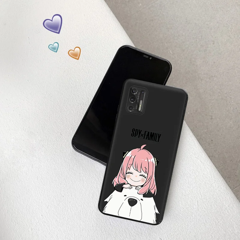 Soft Phone Cases For Motorola G53 G73 G9 G50 G51 G60 G71 G22 G32 G52 G72 Edge40 20 30 Pro Anime Spy × Family Black Matte Cover