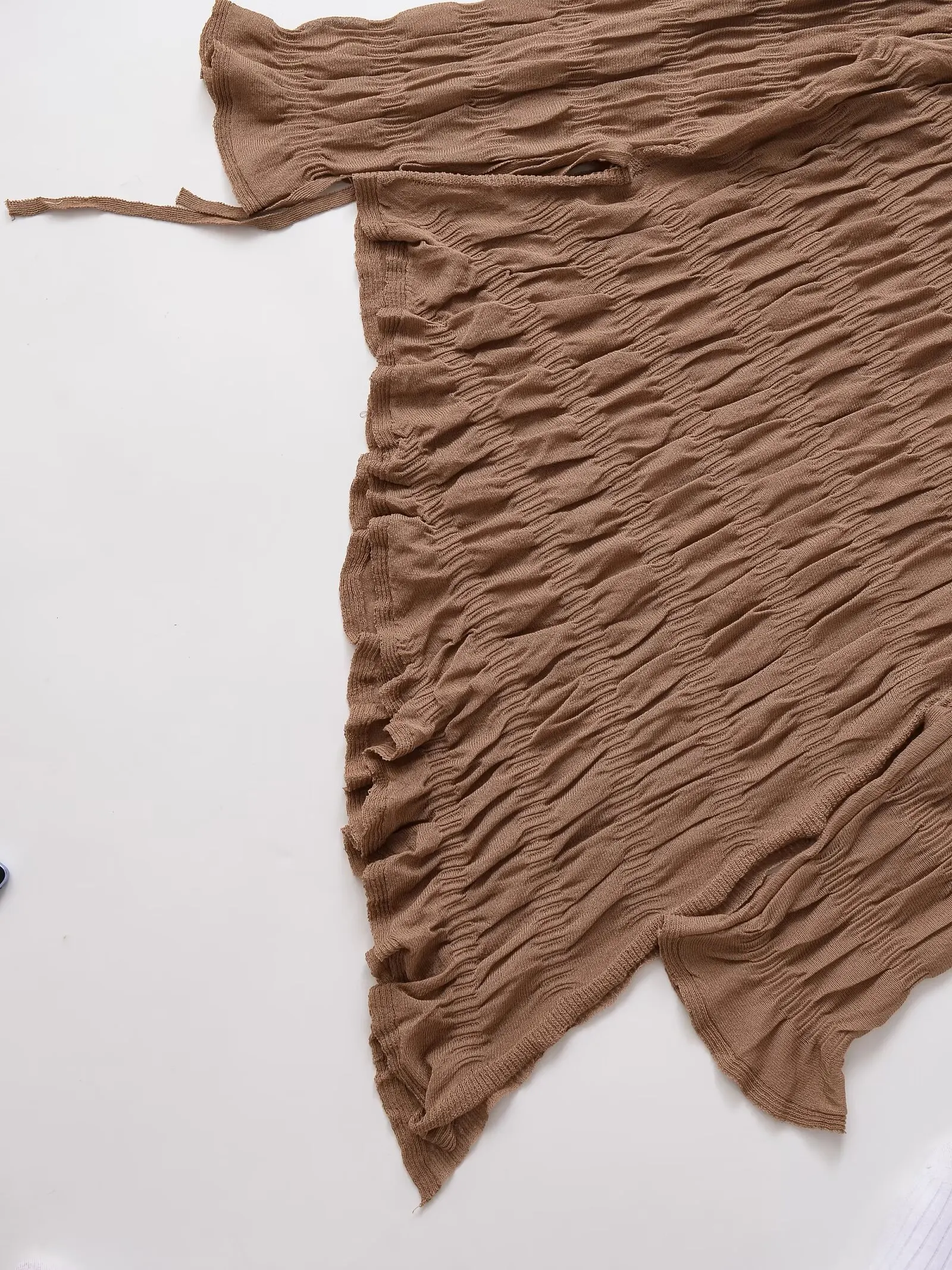 HH Frauen Herbst Neue Mode Spitze-up Crew Neck Langarm Stricken Top Weibliche Elegante Pendler Asymmetrische Saum Plissee casual Top