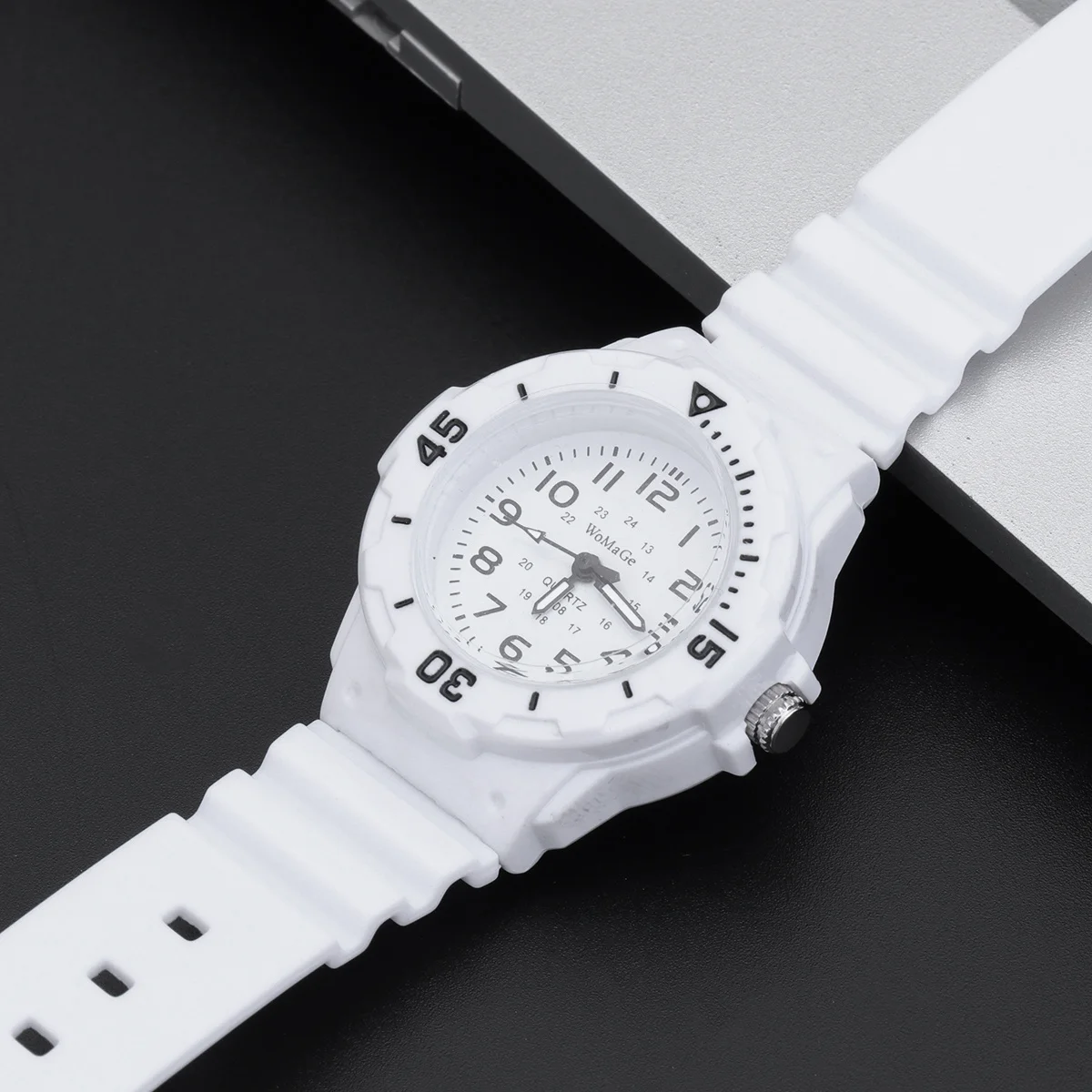 Silicone Quartz Watch For White 'S Sports Wristwatch With Arabic Numerals Lightweight Waterproof Design For