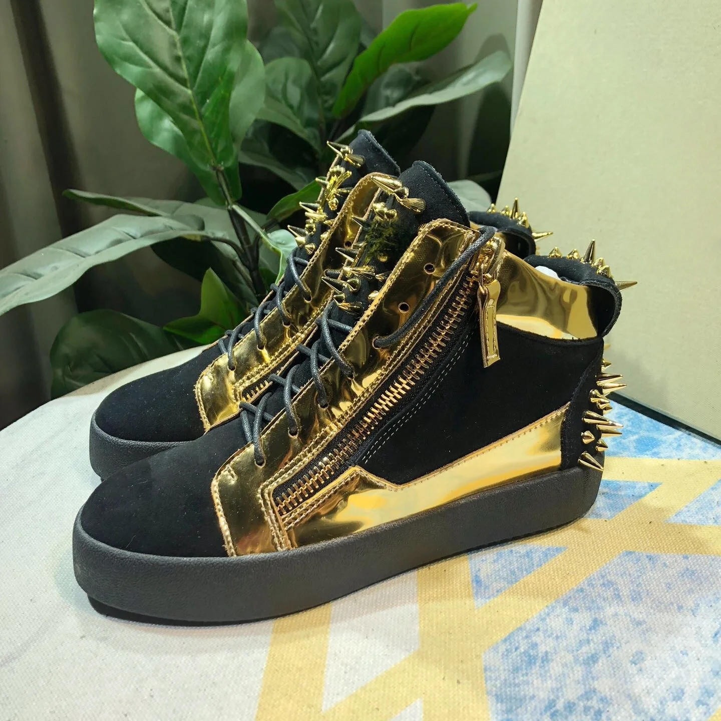 

Top Hight Quality Casual Sneakers For Men and Women Real Leather Brand Designer Unisex Tennis Shoes GZ Zipper Loafer Shoes G557