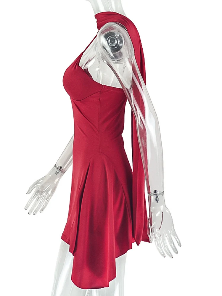 ชุดมินิเดรสสีแดงแบบผูกคอเว้าลึกทรงเข้ารูปสำหรับผู้หญิง แบรนด์ Beyprern ดีไซน์แขนกุด แต่งระบายแบบไม่สมมาตร เหมาะสำหรับงานปาร์ตี้