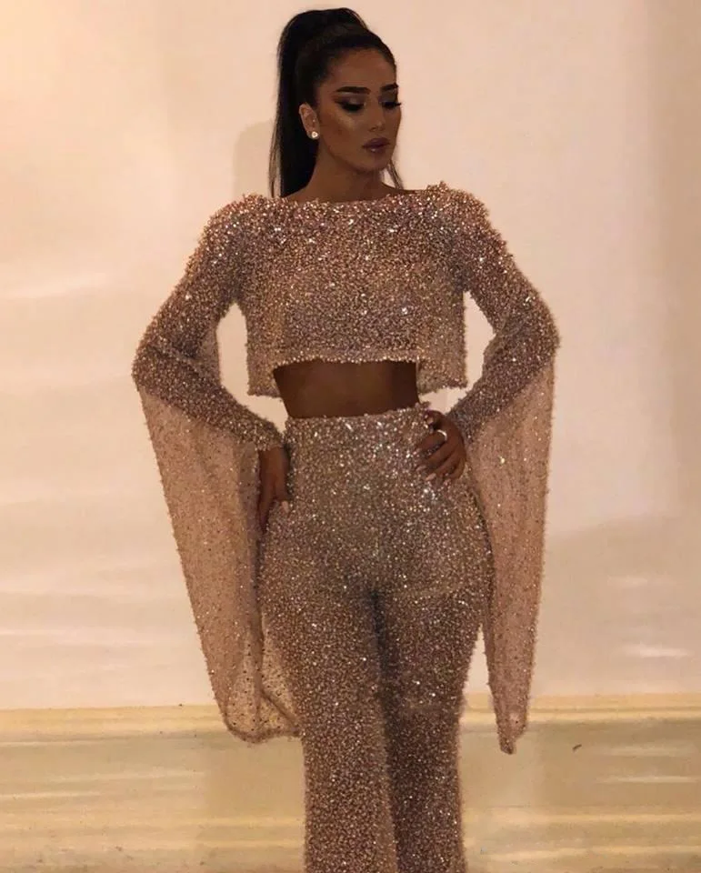 البرنز جولة الرقبة الخفافيش كم أعلى بذلة وهمية قطعتين 2025 الخريف والشتاء موضة جديدة شارع العليا طويلة عارية الذراعين