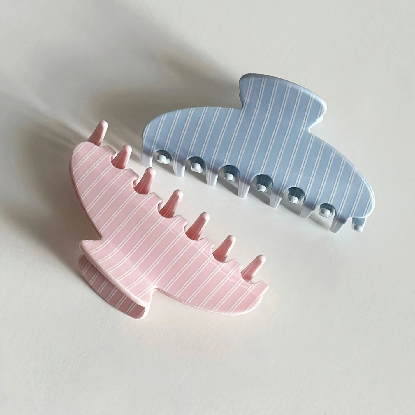 Thumbnail 3 - #39 Top Trendy Hair Clips Picks for Every Budget