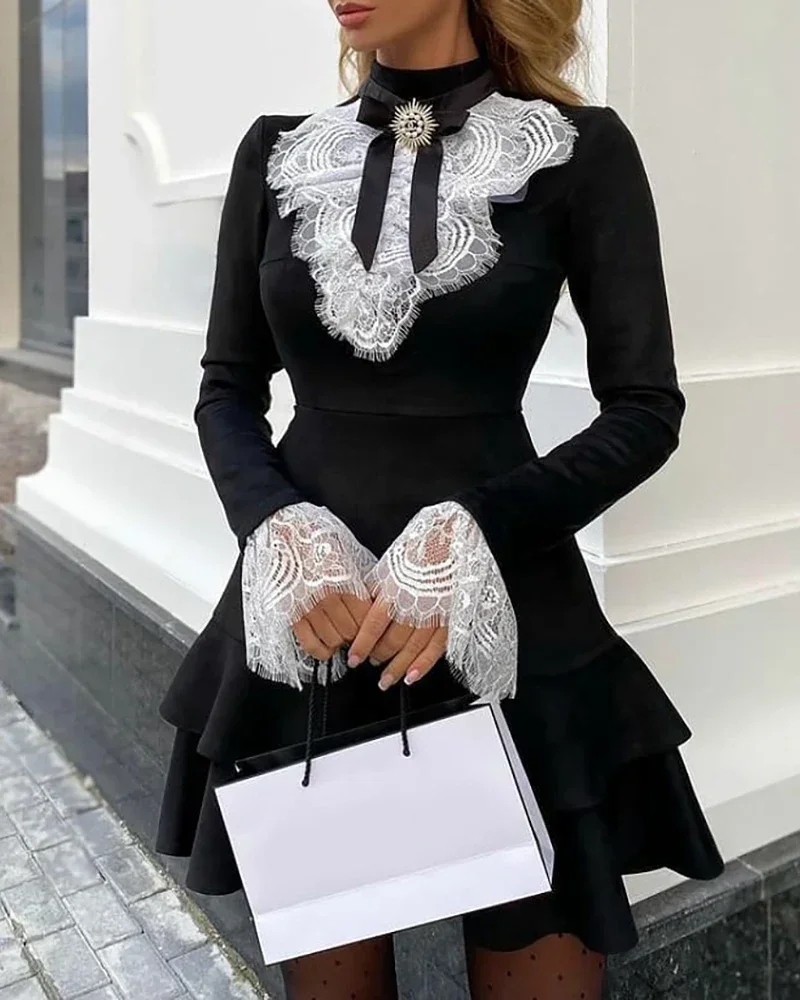 Women Fashion Elegant Sexy Long Sleeve Lace Bell Sleeve Ruffle Dress OL Classic Romantic Patchwork Mini Dress