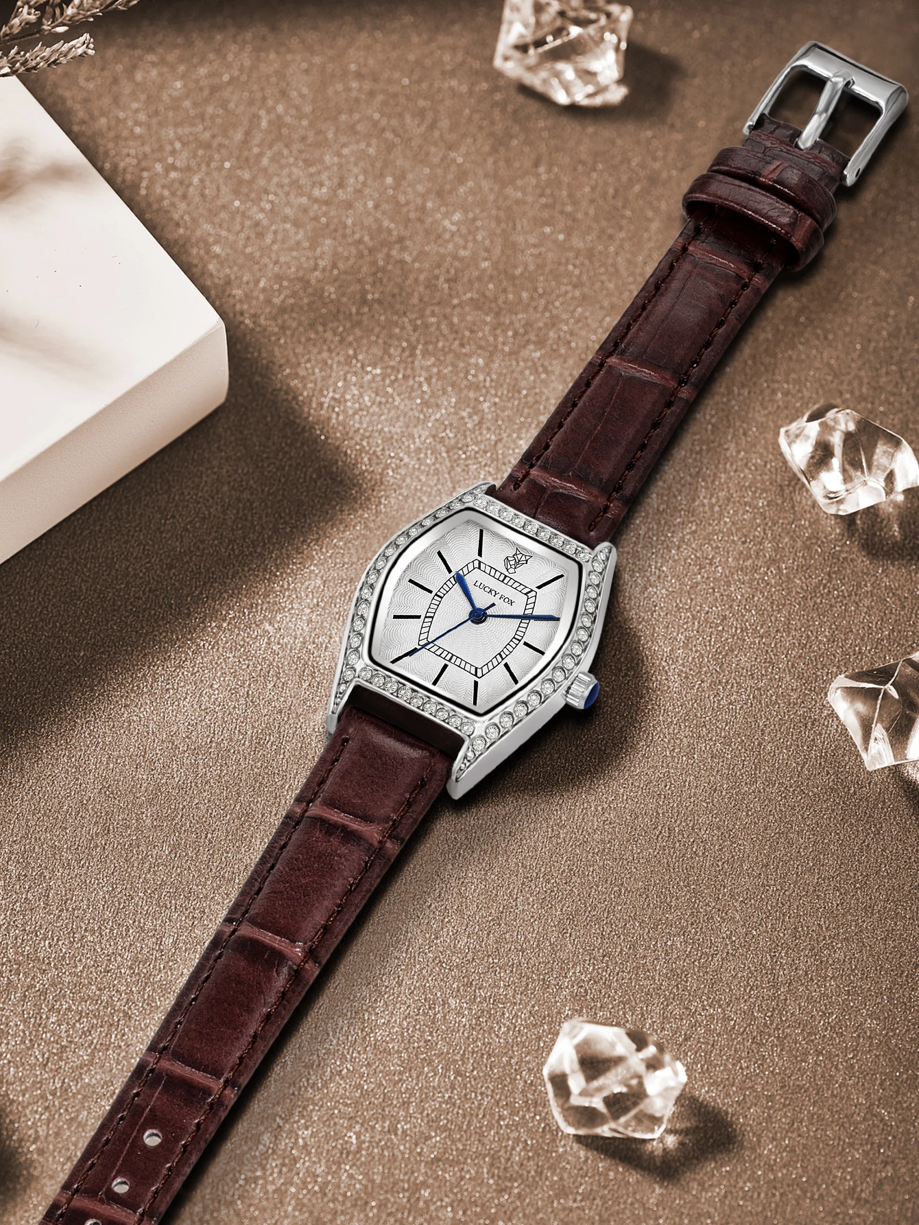 LUCKY FOX Orologio da donna al quarzo retrò con diamanti a forma di botte, orologio da polso da donna di lusso, orologio alla moda in regalo