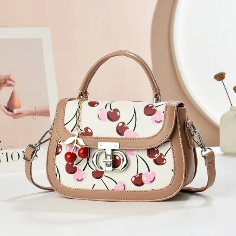 

Женская модная сумка через плечо, элегантная структура для бранч-джетов и социальных встреч с изысканными деталями