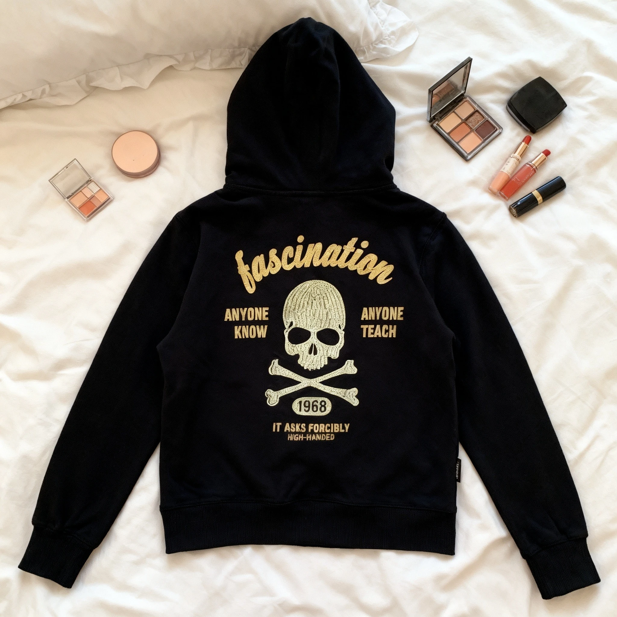 Punk Embroider Skeleton Cross Bones Pattern Gold Lettering Hoodies Women Winter Streetwear Top Zip Up Sweatshirt Y2K Goth Jacket