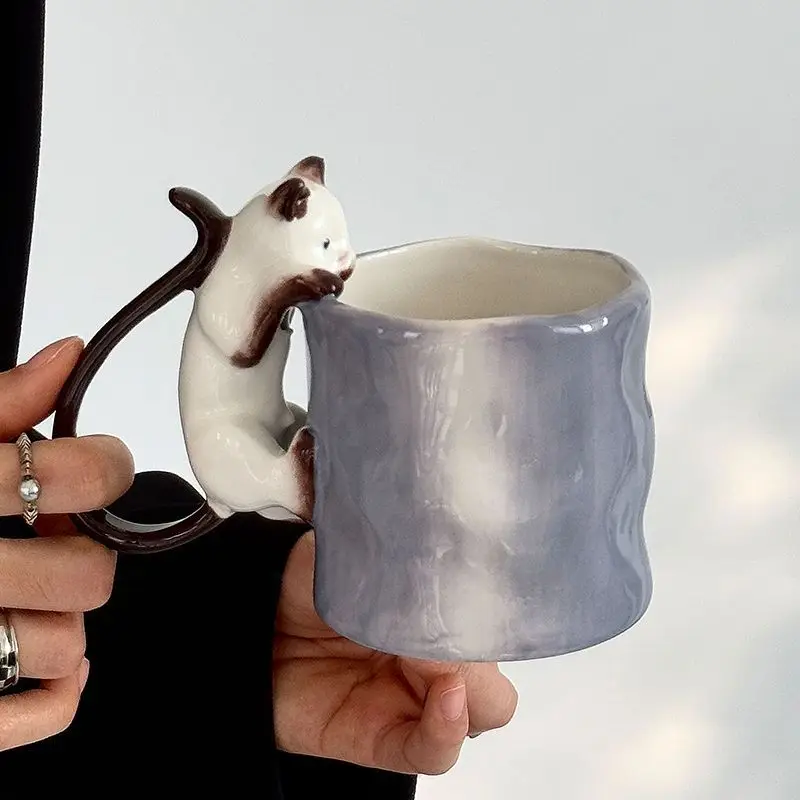 Irregular Shaped Handmade 3D Siamese Cat Handle Gradient Purple Large Capacity Ceramic Mug Water Cup Suitable for Daily Use