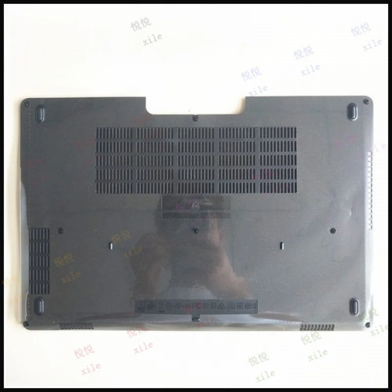 

L New For Dell Latitude E5570 Bottom Cover Chassis Lower Case Door 07PVX3