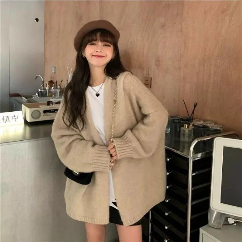 Autumn knitted sweater cardigan jacket  new loose fitting autumn and winter outfit, soft and luxurious feeling