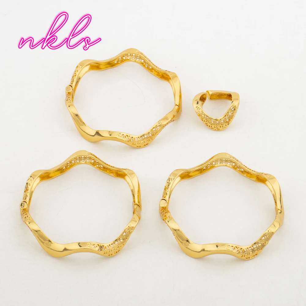Luxury Gold Color Cuff Bangles with Ring Jewelry Set Plated Brass Jewelry Set Saudi Arab Vintage Bracelet Women Wedding Jewelry
