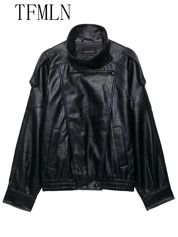 เสื้อแจ็คเก็ตหนังเทียมทรงหลวมสำหรับผู้หญิง ฤดูหนาว ปี 2025 แบรนด์ TFMLN คอตั้ง แขนยาว แฟชั่น ซิปหนา อุ่นสบาย สไตล์ไฮสตรีท