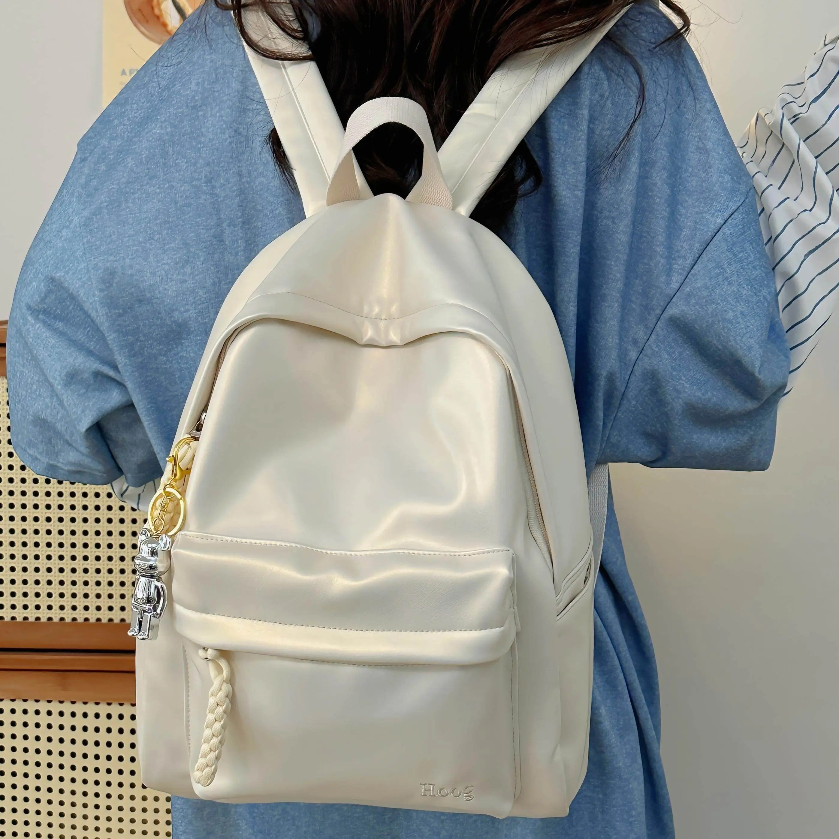 High Aesthetic Value Pearl PU Leather Backpack Commuter Dual Shoulder Bag Waterproof Versatile for Middle School High School ...