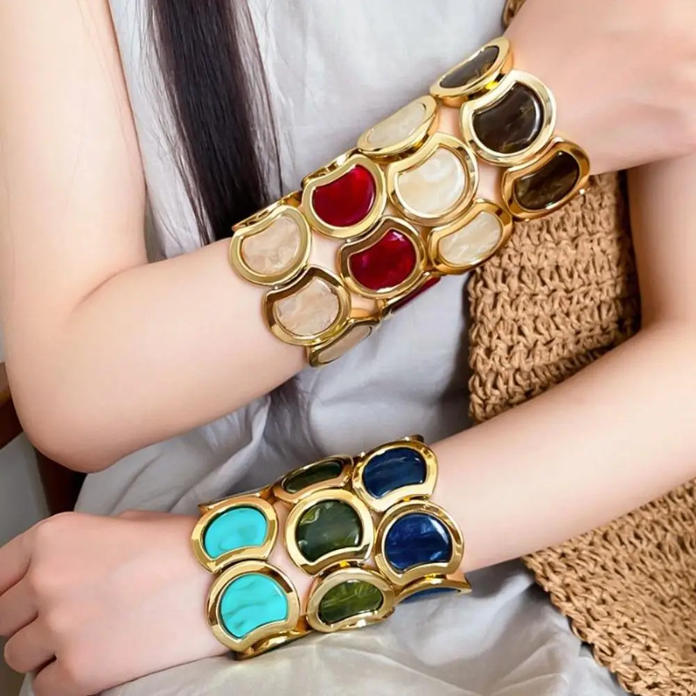 Gold Tone Alloy Acrylic Bracelet Geometric Links Stretch Fit Chunky Link Bracelet Translucent Panels Women's Stretch Bracelet