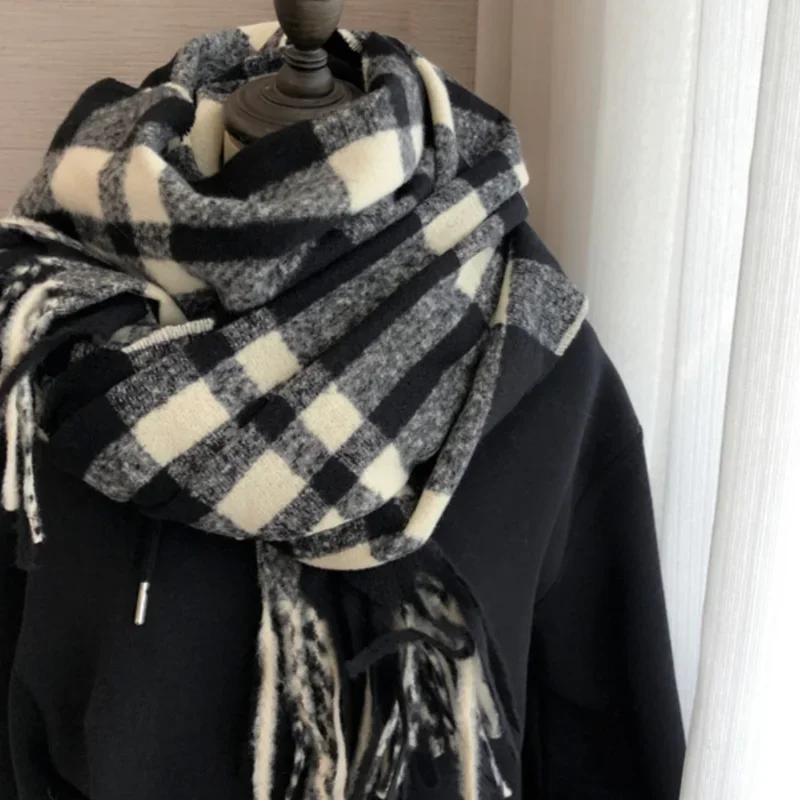 New Fashionable Plaid Tassel Scarf Imitation Cashmere Thickened Warm Shawl Autumn and Winter Multi-functional Cold Protection