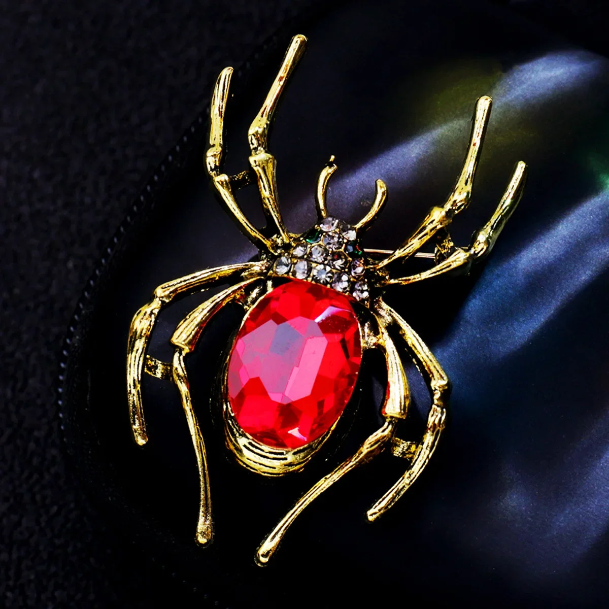 Exquisite Gemstone Spider Insect Fun Brooch Men's and Women's Suit Dress Badge Pin Fashion Business Accessories