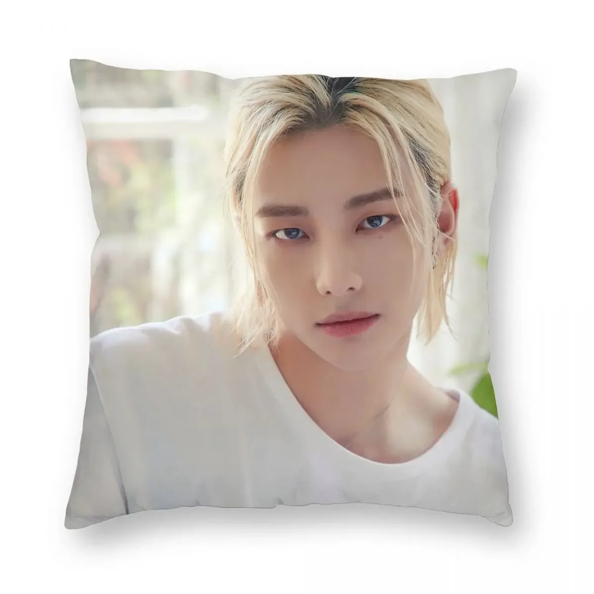 Hyunjin Skz Square Pillowcase Polyester Linen Velvet Pattern Zip Decorative Car Cushion Cover Wholesale 45x45cm 18x18Inch 40x40