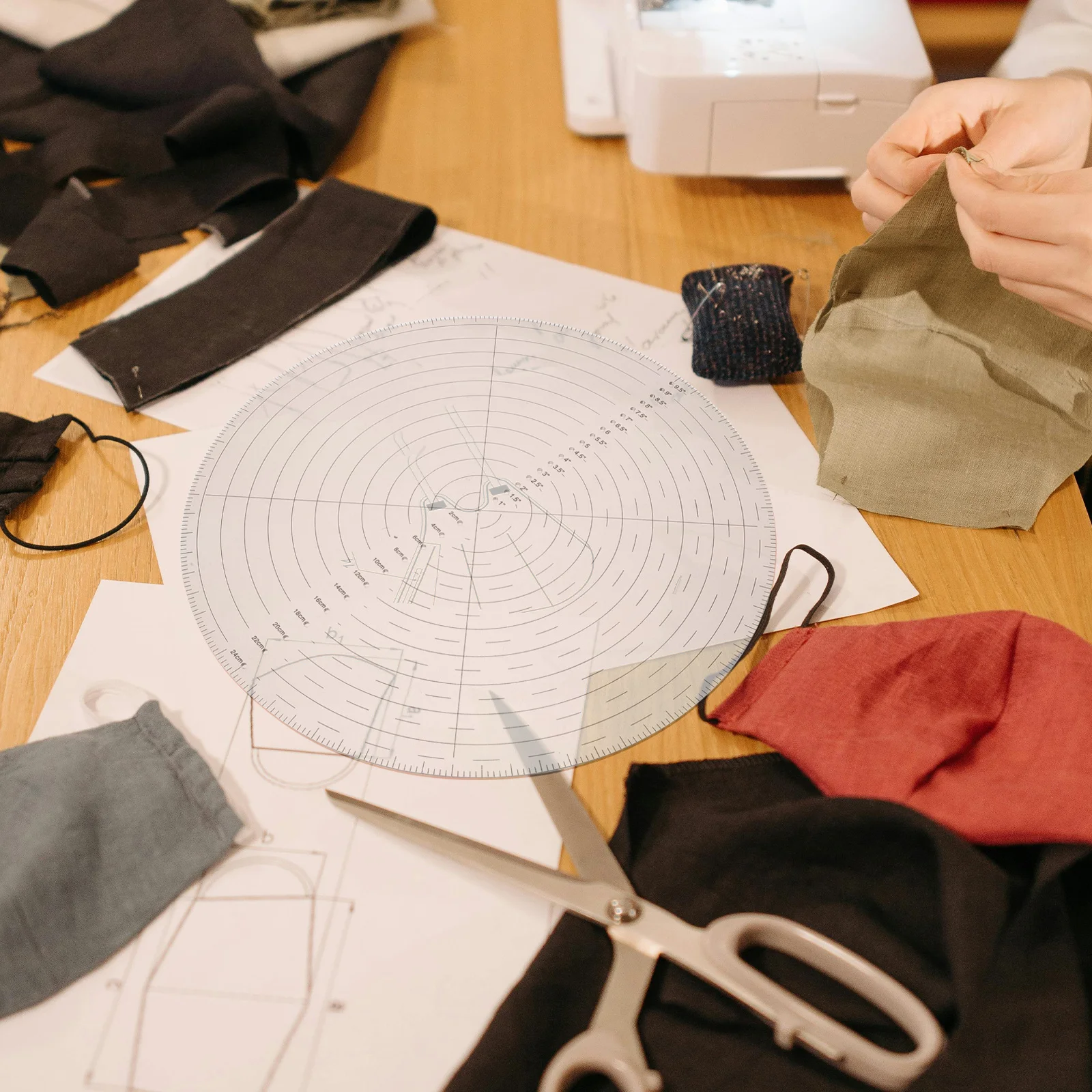 

Clear Transparent Acrylic Round Center Ruler Sewing Quilting Patchwork Accurate Circle Drawing Template Quilting Aid