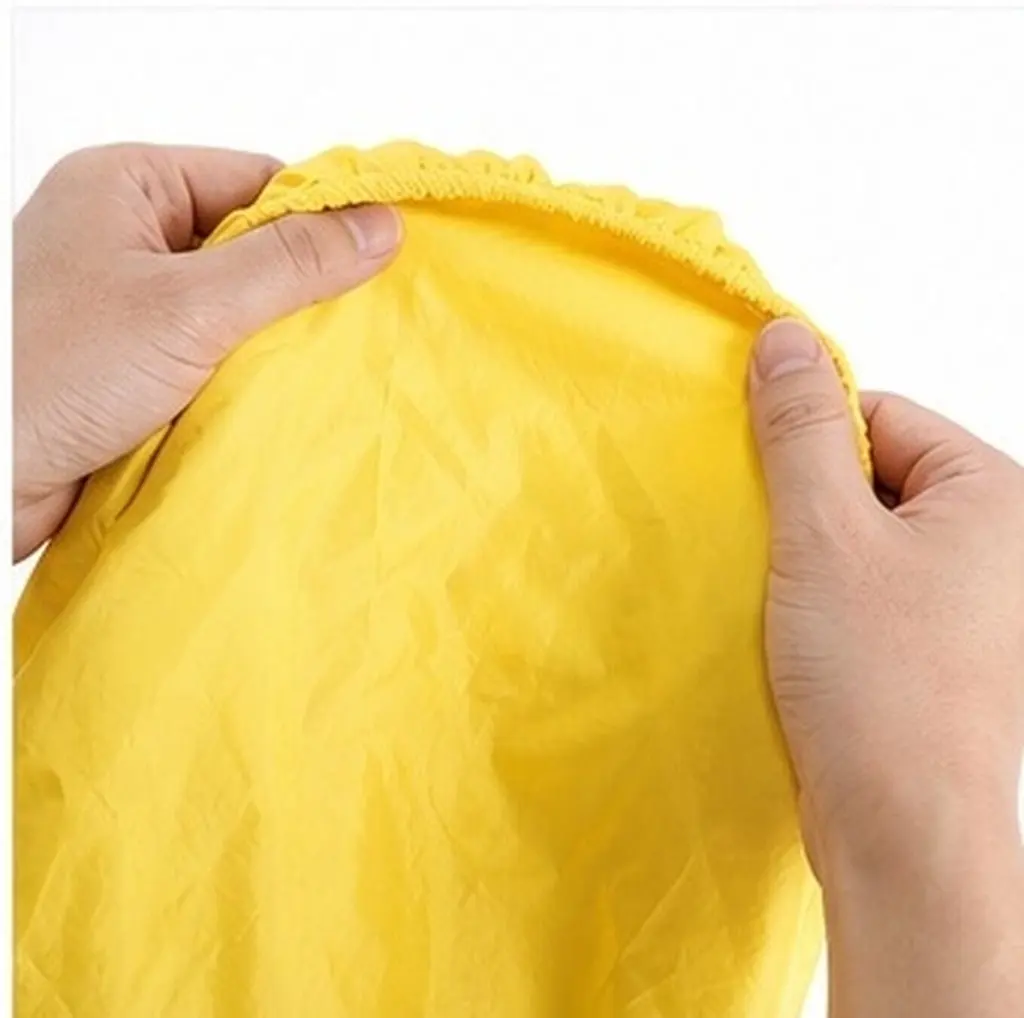 Waterproof Backpack Rain Cover 35L Yellow Ultra-Lightweight Elastic Pack Cover for Hiking Camping Travel Outdoor Riding Seamless