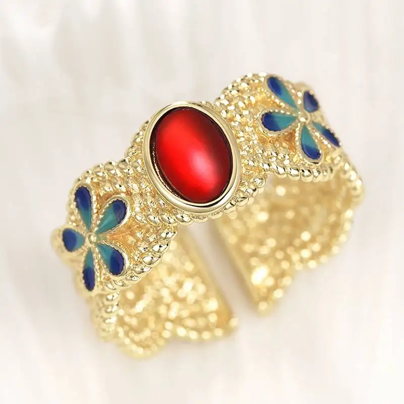 Huitan Eleganter Damen-Öffnungsring, goldfarben, eingelegt, glänzend, rot, oval, CZ, zart, für Hochzeit, Verlobung, trendige Accessoires, Schmuck