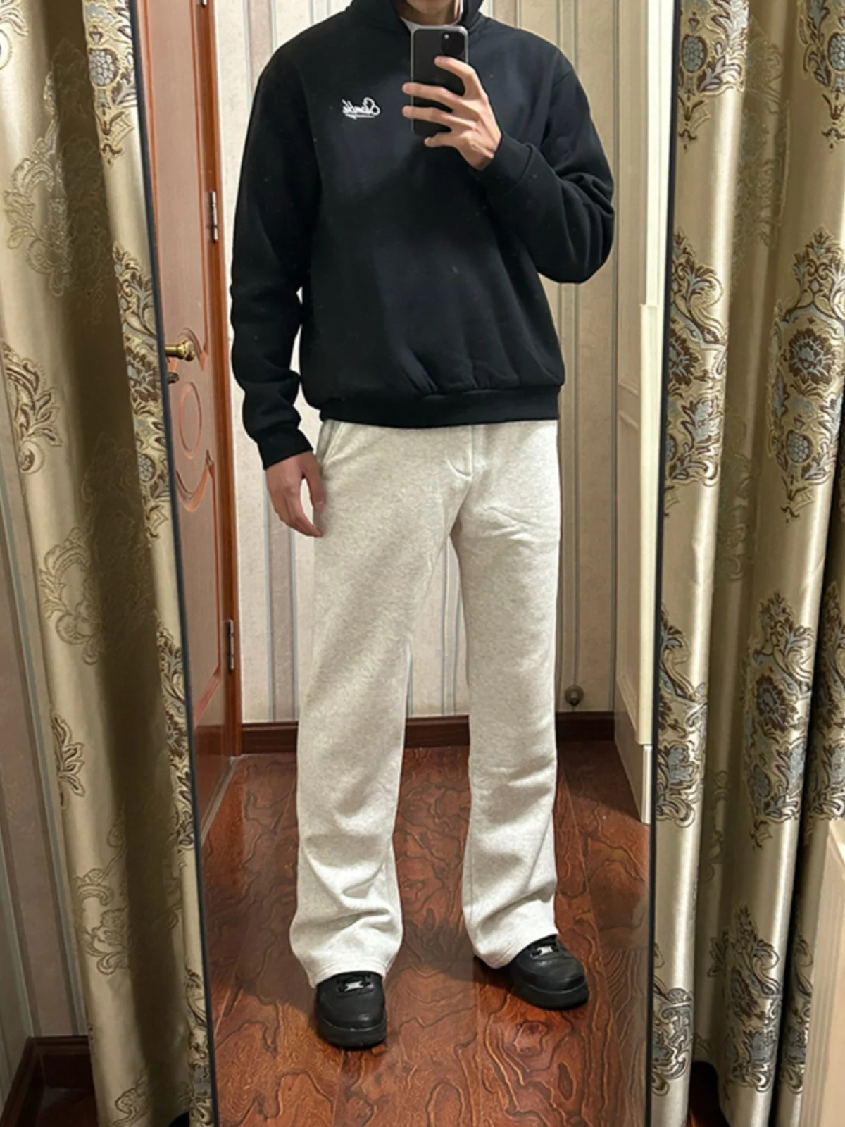 

ey Heavyweight Curved Blade Sweatpants Men's Casual Loose Sports Pants Cleanfit Straight Leg Pants Autumn Trendy Brand