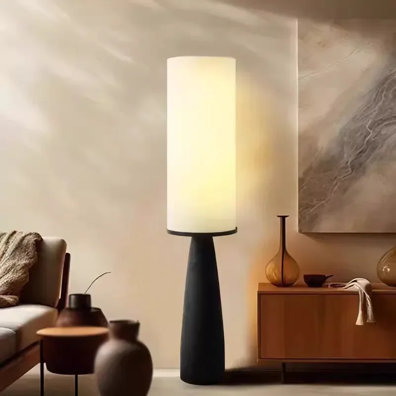 Medieval style wabi-sabi style floor lamp living room bedroom retro fabric lampshade floor lamp Chinese decorative standard lamp