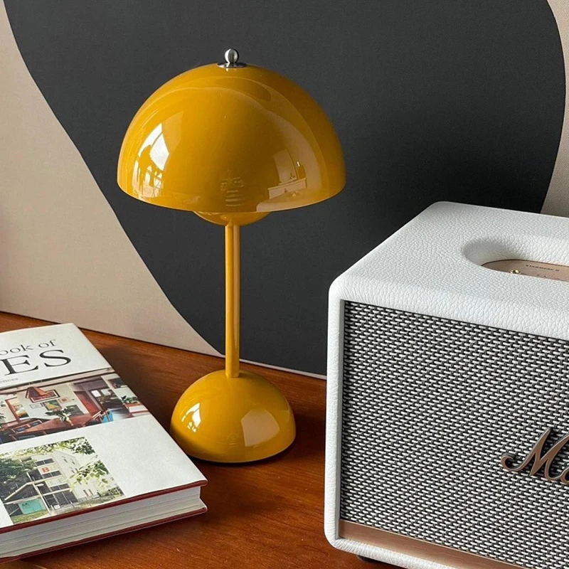 

Rechargeable LED Flower Bud Light Touch Switch Table Lamp 3 Color Light High Quality Metal for Bedside Living Room Bedroom