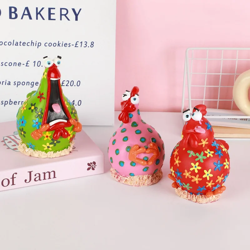 

Funny Face Chicken Resin Sculpture, Creative Bizarre Outdoor Garden Decor, Prank Statue Ornament for Patio Yard