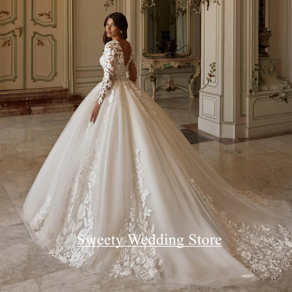 Ball Gown Wedding Dress Customized Elegant Long Sleeves Deep V Neck Applique Sweep Train Robe De Mariee Bride Bridal Dresses