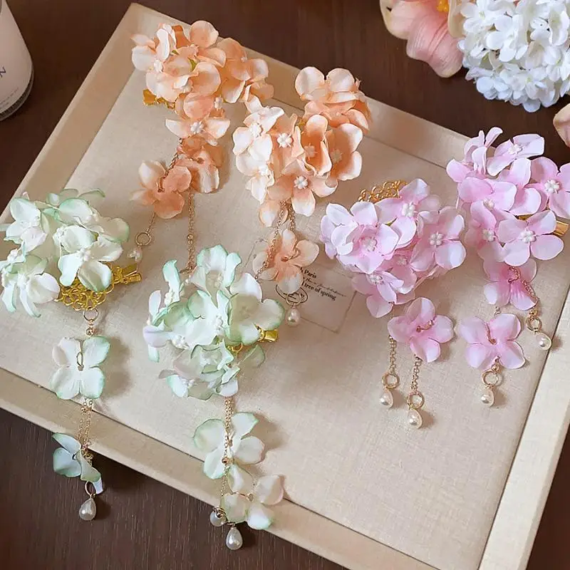 1 Stück Stoffblütenblätter Quasten-Perlen-Haarspange für Damen und Mädchen, süße Entenschnabel-Haarspange für Frühling und Sommer, Haarschmuck – Detail 1