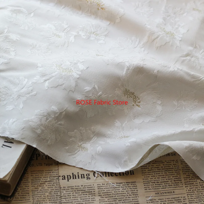 Tessuto jacquard con fiori a inchiostro semplice in bianco e nero da 1 metro per tessuto per abiti da borsa
