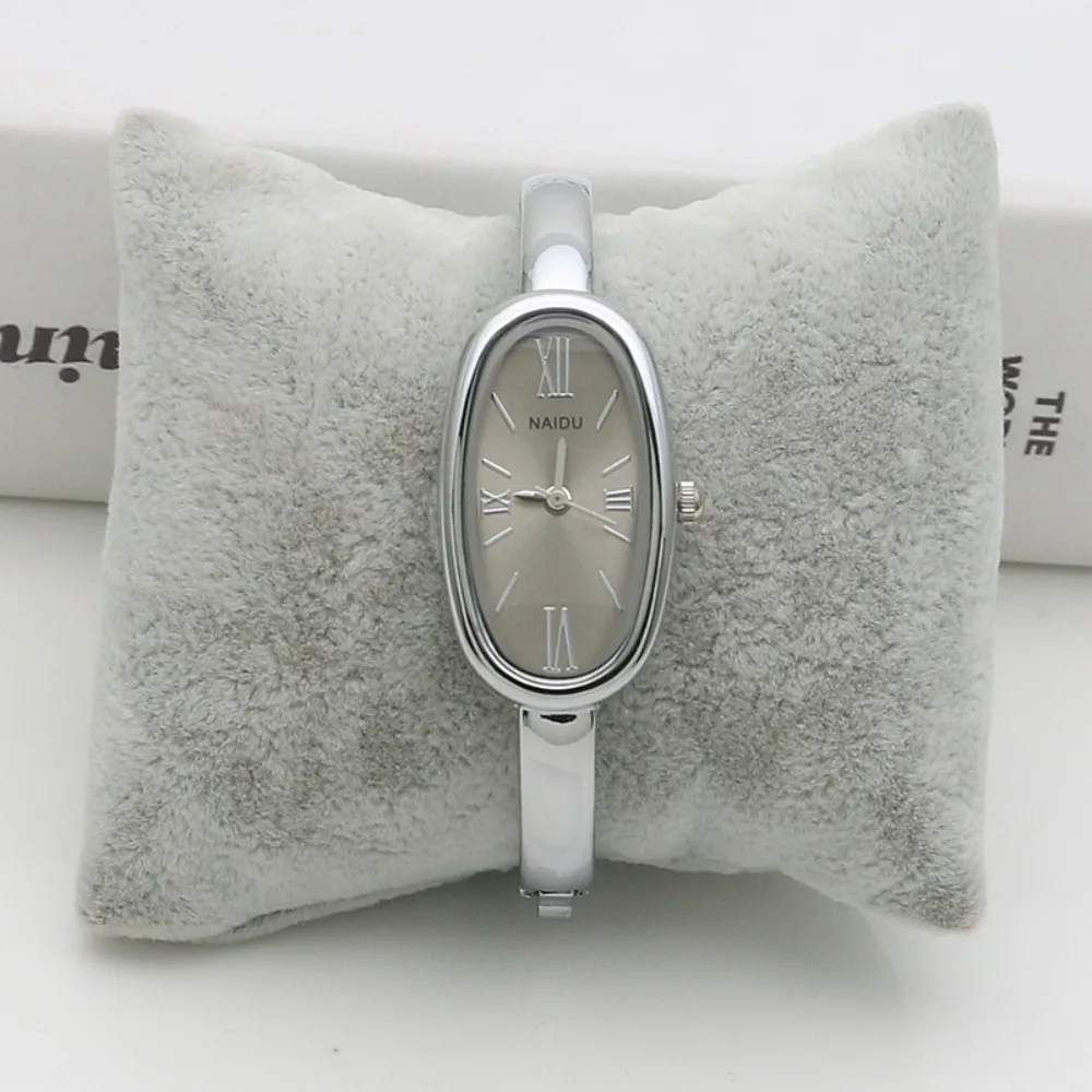 High Quality Luxury Bracelet Watch Elegant Oval Dial Wristwatch Gold/Silver Roman Dial Quartz Watch for Women
