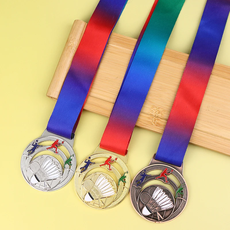 New 1Pc Metal Badminton Award Medals With Neck Ribbon Gold Silver Bronze Prizes Award Medal For Kids Sports Competition GamesAcc