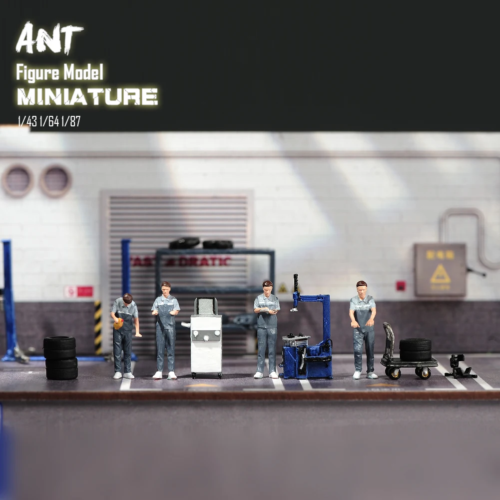 1/64 1/87 Scale Car Repairman & Gas Worker Props