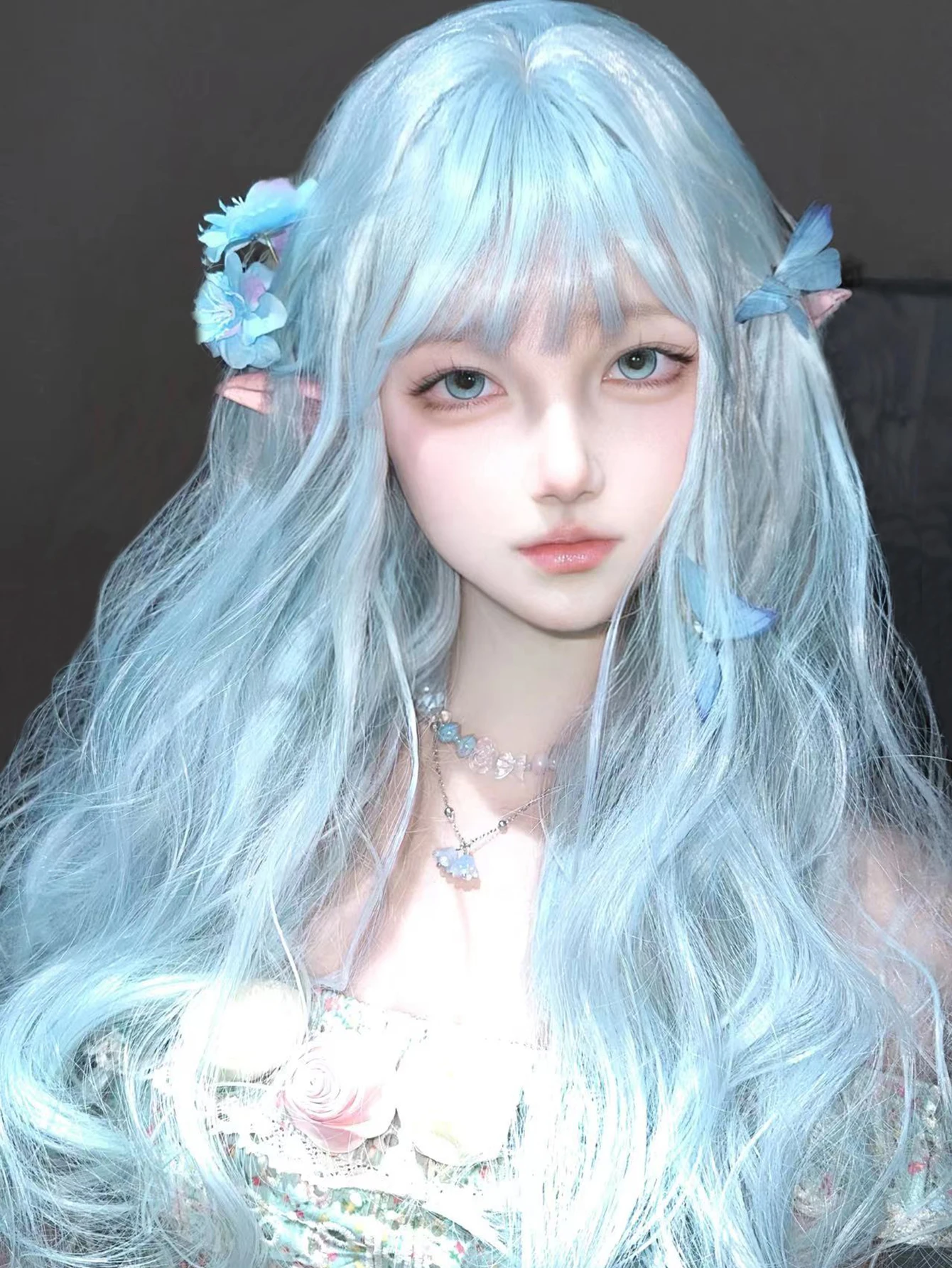 24Inch Sky Blue Spirit Style Synthetic Wigs With Bang Long Natural Wavy Hair Wig For Women Daily Use Cosplay Heat Resistant