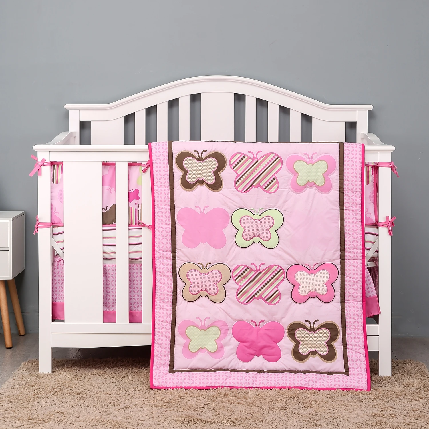 

7Pcs Pink Star Crib Bedding Set Printed Baby Nursery Bedding Set for All Seasons (4Bumper Crib Sheet Comforter Crib Skirt)