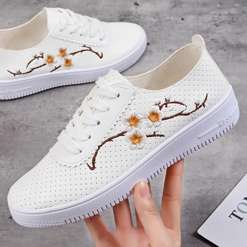 Белые-кроссовки-летние-сетчатые-туфли-с-дышащей-мягкой-подошвой-противоскользящая-женская-обувь-в-корейском-стиле