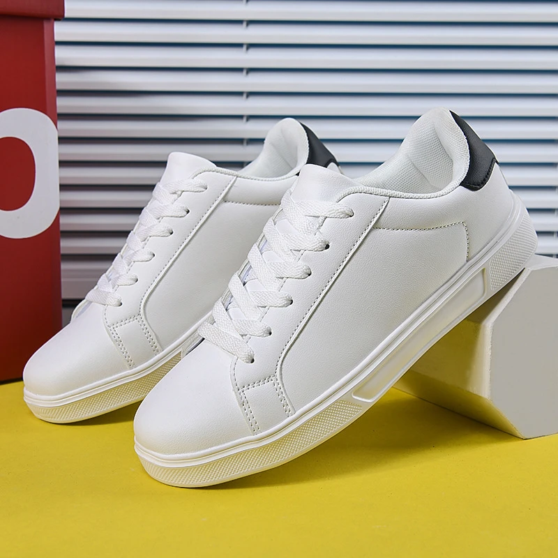 

White Shoes For Men And Women In The Same Style Spring Autumn Leather Waterproof Casual Sports Shoes For Teenagers Casual Shoes