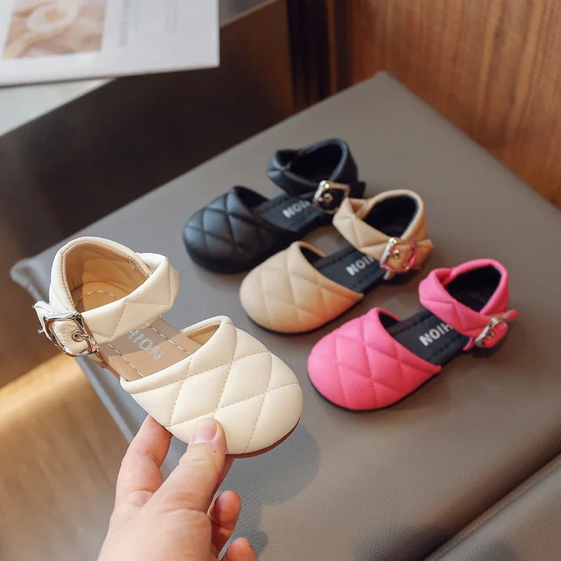 

Soft Children Sandals for Girls Cute Platform Sandals Toes Wrapped 2024 New Kids Fashion Breatheable