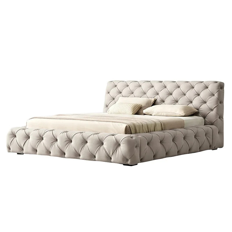

Italian light luxury leather bed, pull button Internet celebrity double bed