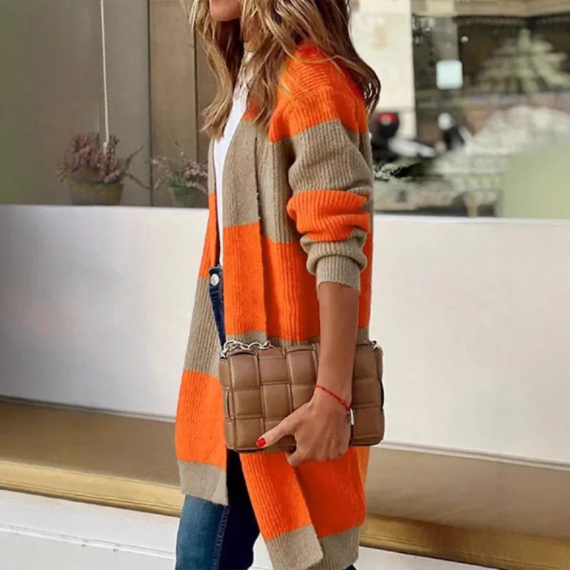 جديد الخريف والشتاء التباين اللون مخطط سترة المرأة عادية منتصف طول خارج الكتف سترة مشغولة من الصوف #3