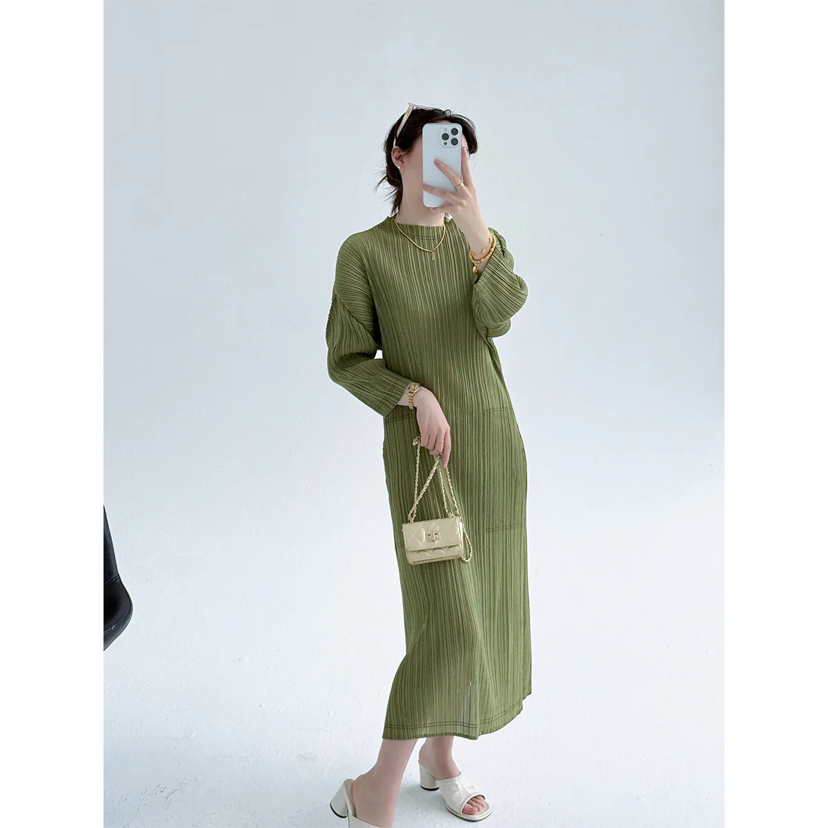 

Miyake 2026 Spring Winter Pleated Women Comfortable Dress Long Sleeve Folds High Quality Korean Style Casual Aesthetic Clothes