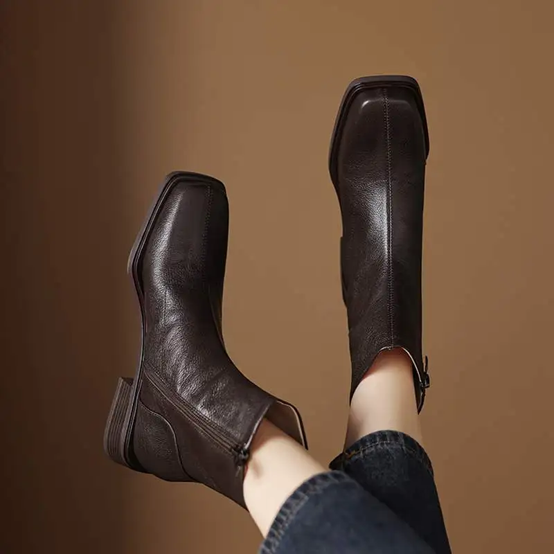 Krazing Pot Sheepskin Round Toe Med Heels Zipper Chelsea Boots Warm Winter Shoes Pleated Decoration England Design Ankle Boots